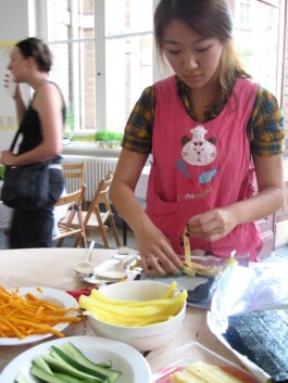 Anna Schapiro, Kolleg für studentischen Austausch und gutes Essen (Collective for Student Exchange and Good Food), 2009-2011