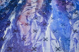 Anna Schapiro, Offene Geheimnisse I (Open Secrets I), (Blue Violet, Indigo, Payne's Grey, Slate Grey, Bordeaux, Burnt Sienna, Yellow Ochre, genuine Indigo, Iron Oxide Red, Bohemian Green Earth), 2023, photo: Benjamin Renter